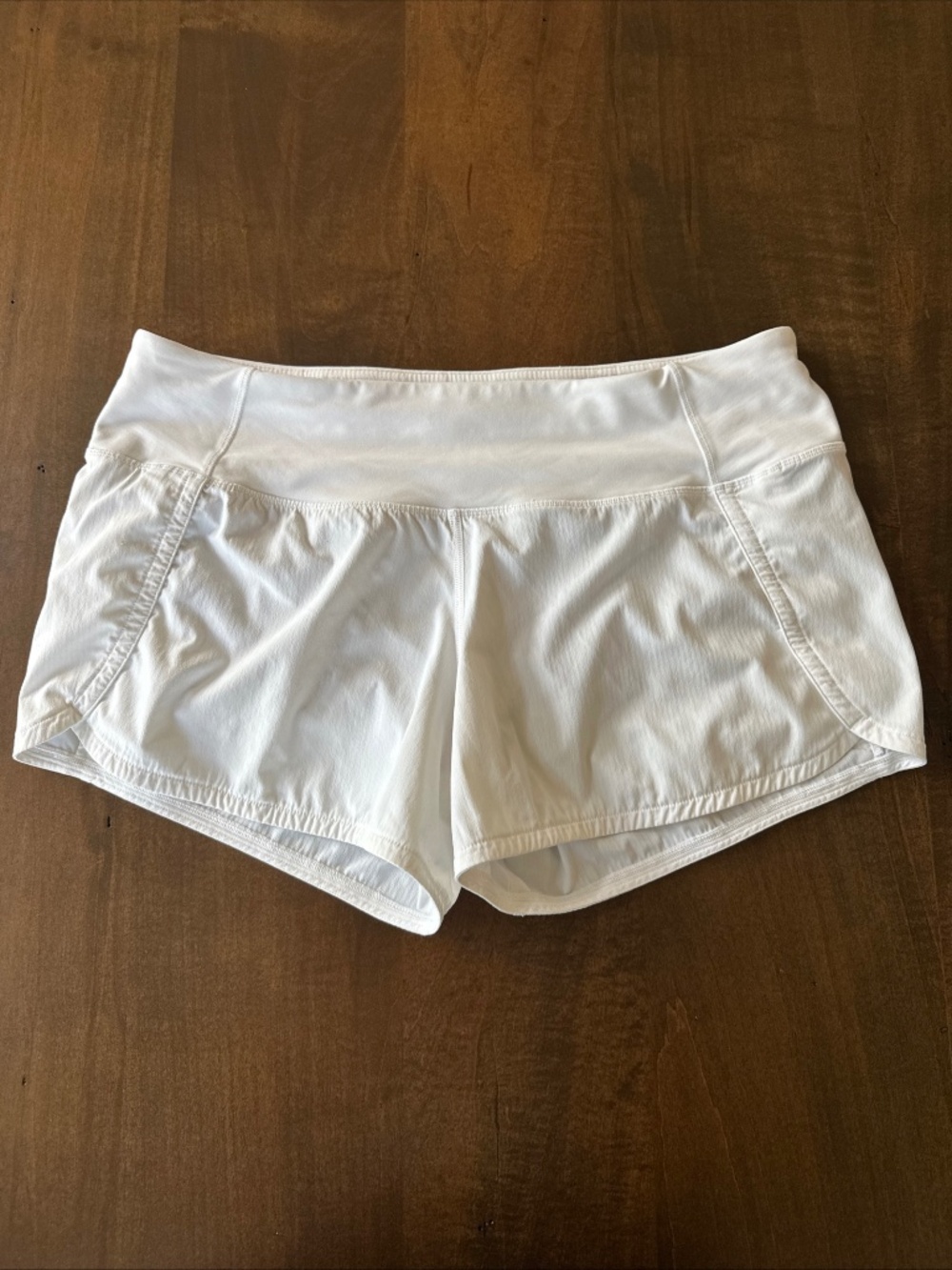 Lululemon Run Times Short II 4" White Running Shorts Lined Women's Size 8 W7ARQS